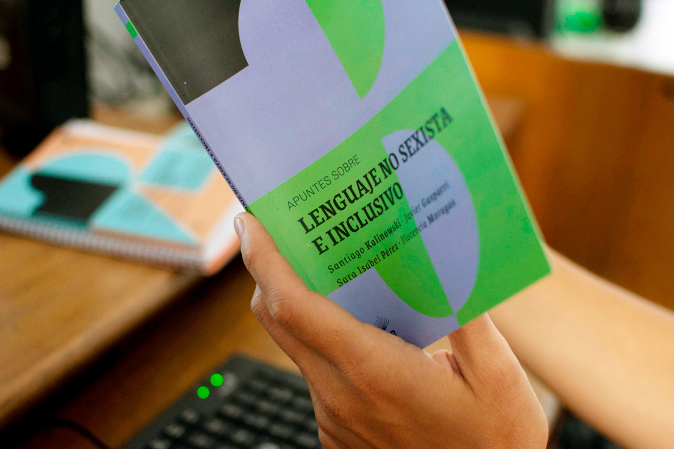 Apuntes feministas para la Transversalización | UNR Editora | Cuadernos