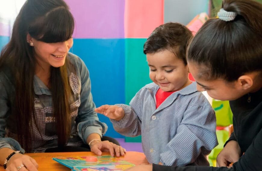 Salas maternopaternales en lugares de trabajo | Observatorio de Derecho Social CTA-A | Informe