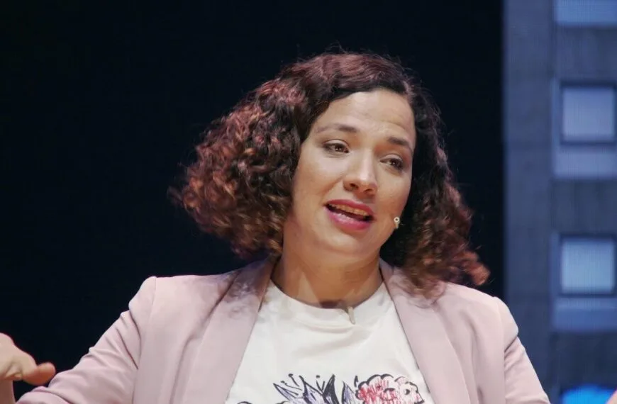 Mujeres que cuidan | Gala Díaz Langou | Video